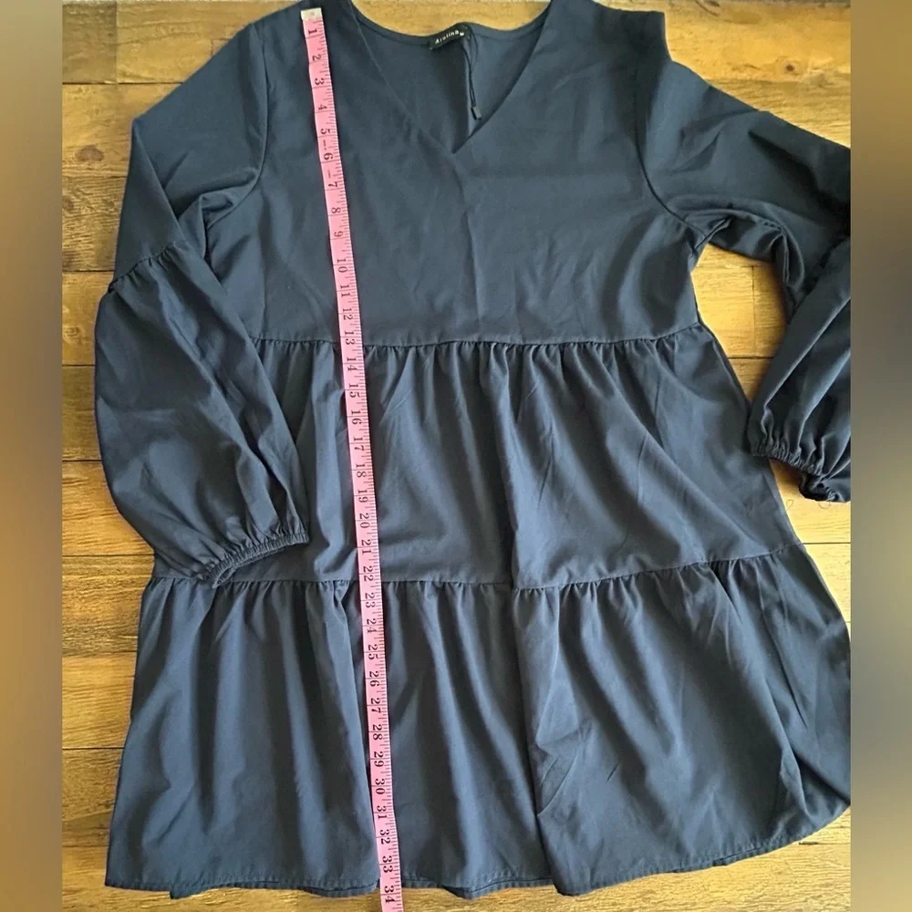 💖5 for $50💖Navy Blue Women’s Tiered Mini Dress Long Ballon Sleeve V-Neck Light